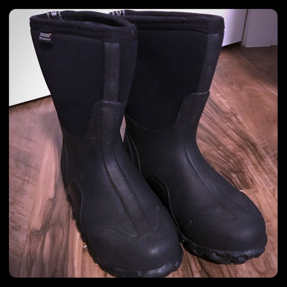 Men’s bogs size 10